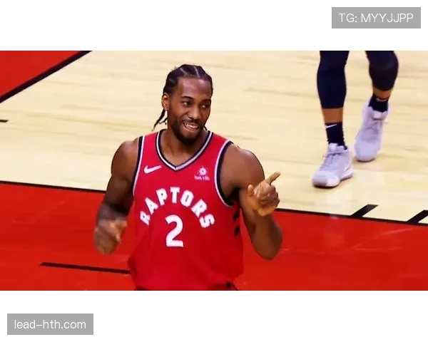 麦克格雷迪突破组织双能引领季后赛得分爆发对比哈登提升球队攻击力